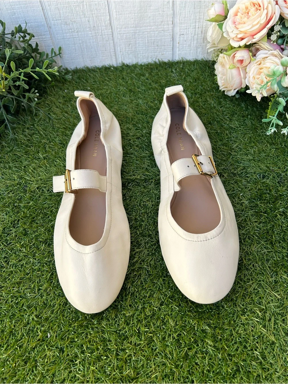 Cole Haan Graclyn Mary Jane Ballet Flat women size 11 ivory, like new